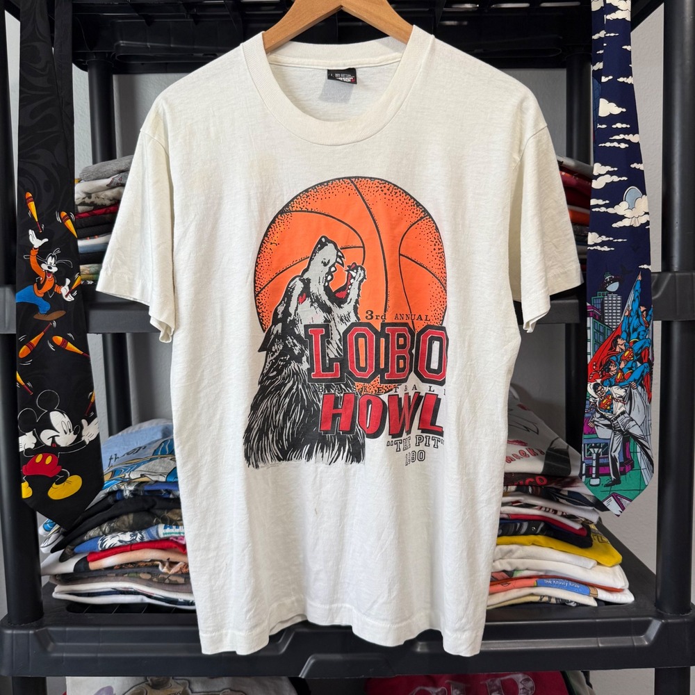 Vintage 90s White New Mexico Lobo Howl Basketball T-Shirt Large Light Marks